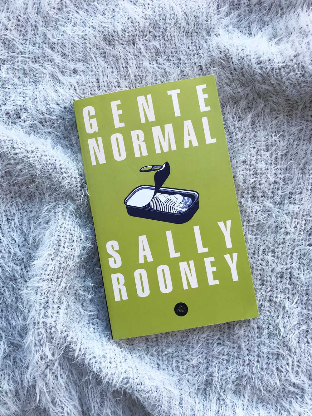 Cubierta del libro Gente normal escrito por Sally Rooney