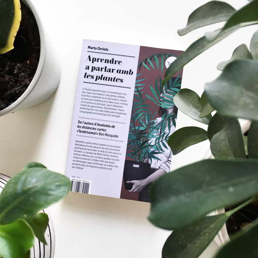Cubierta del libro Aprendre a parlar amb les plantes escrito por Marta Orriols